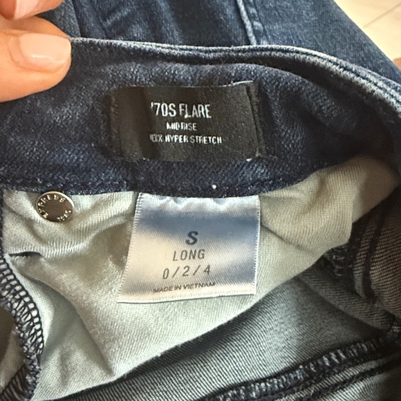 Express 70's Flare Midrise Flexx Hyper Stretch with Raw Hem in Dark Wash Small L - Picture 9 of 10